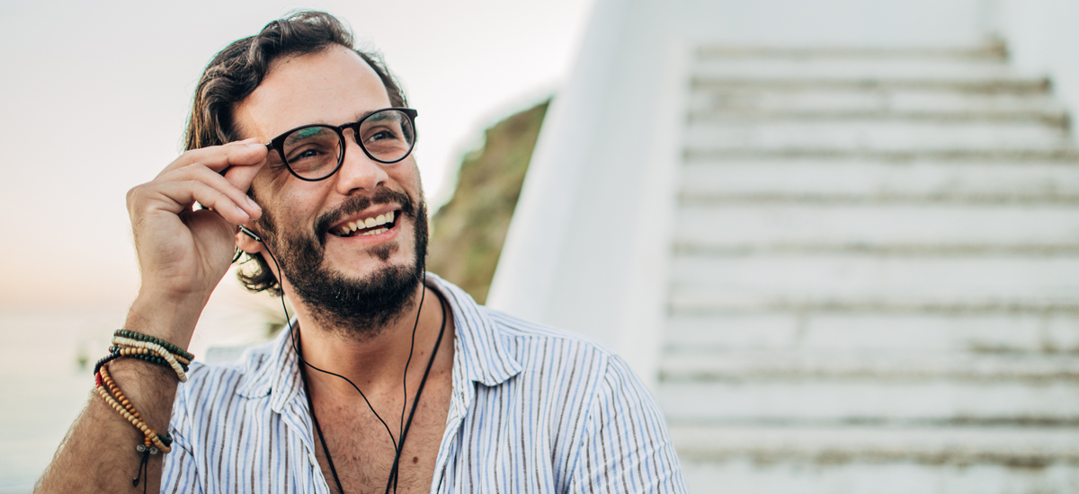 3 Must-Have Styles for Men’s Eyeglasses in Spring 2020