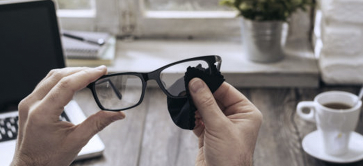 This is How to Clean Your Eyeglasses